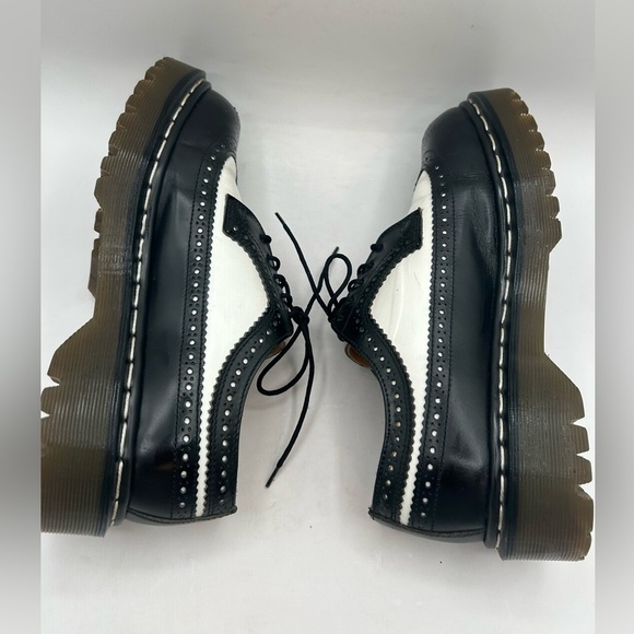 Dr. Martens Made in England Rare VTG Black White Brogue Oxford Wingtip 7 Chunky - Picture 6 of 16